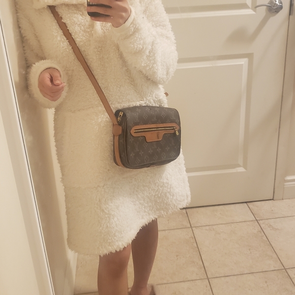 Louis Vuitton St Germain - Picture 12 of 17